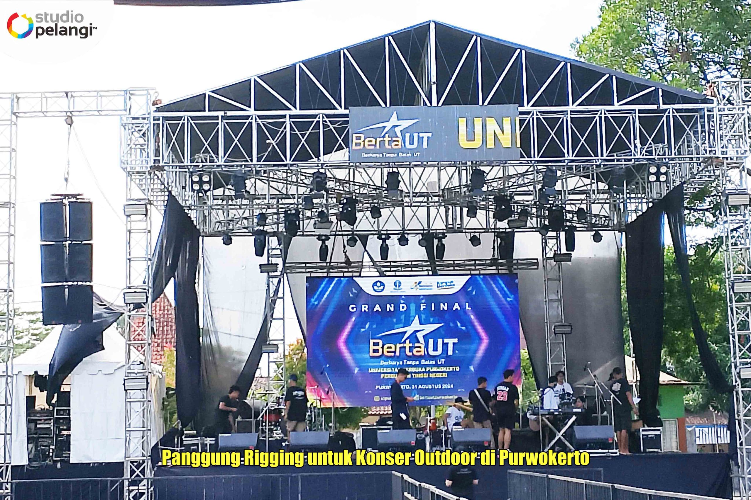 Panggung Rigging untuk Konser Outdoor di Purwokerto - Pelangi Event